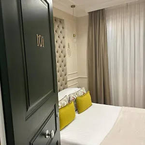Nouvelle Maison Rome Luxury Palace Pensjonat